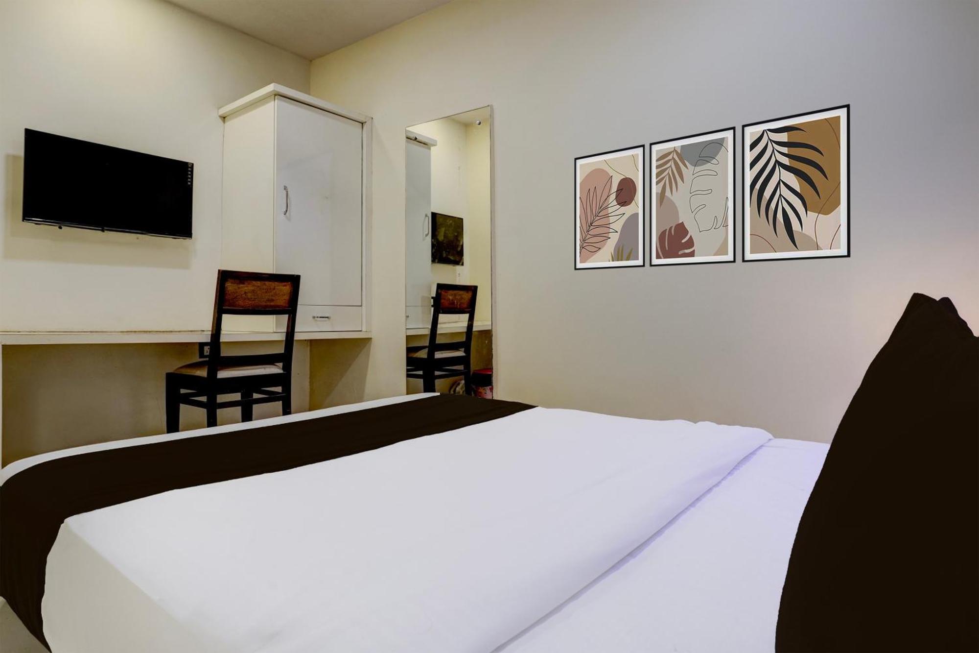 Hotel O Golden Star Мумбаї Екстер'єр фото