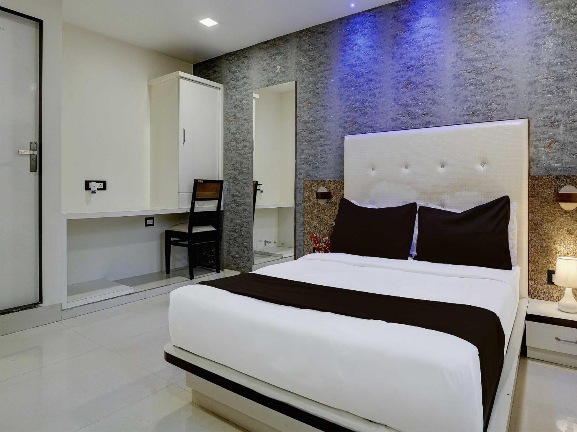 Hotel O Golden Star Мумбаї Екстер'єр фото
